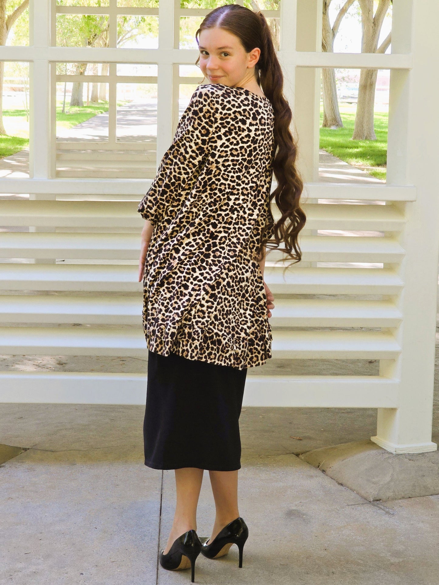 Classy Leopard Hi-Low Top