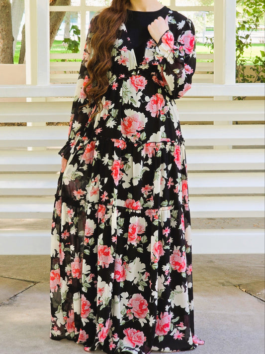 Elegant Floral Maxi Dress in Black